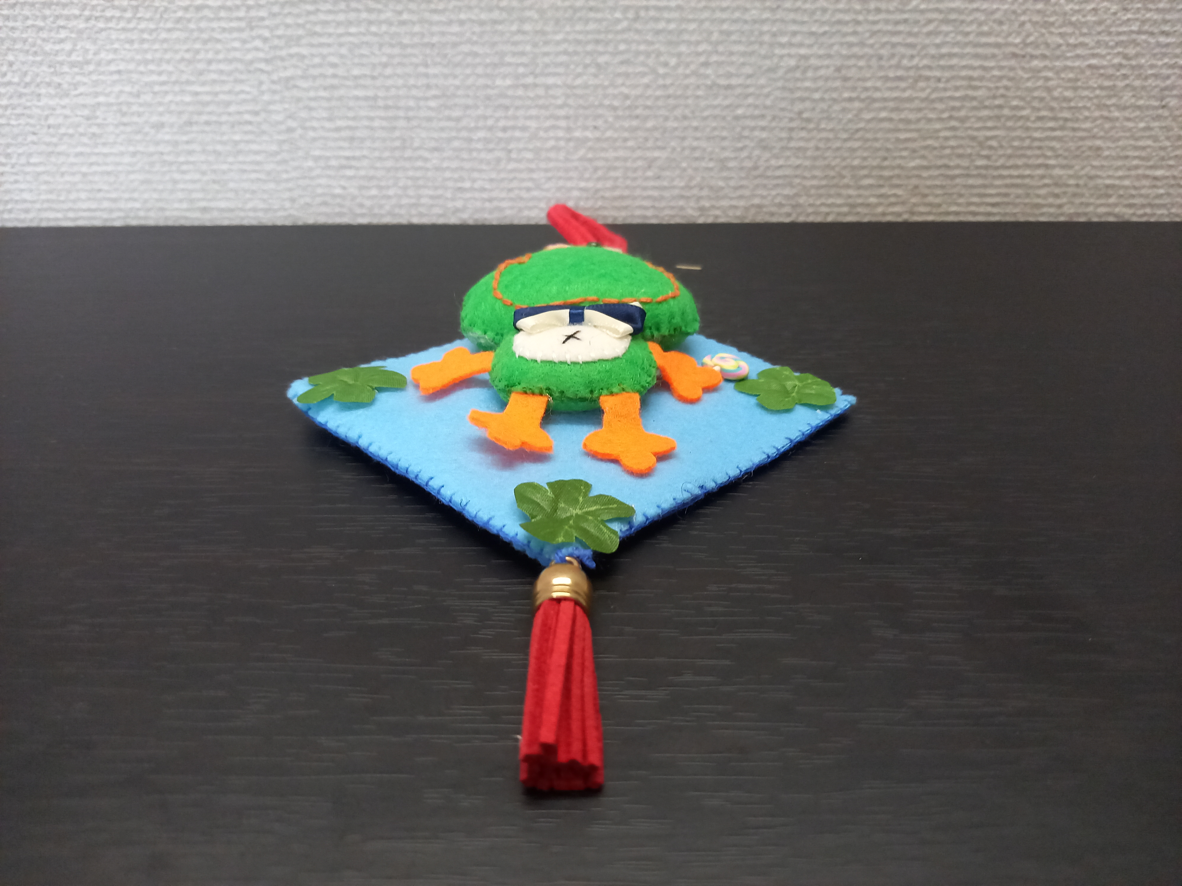 壁飾りカエル